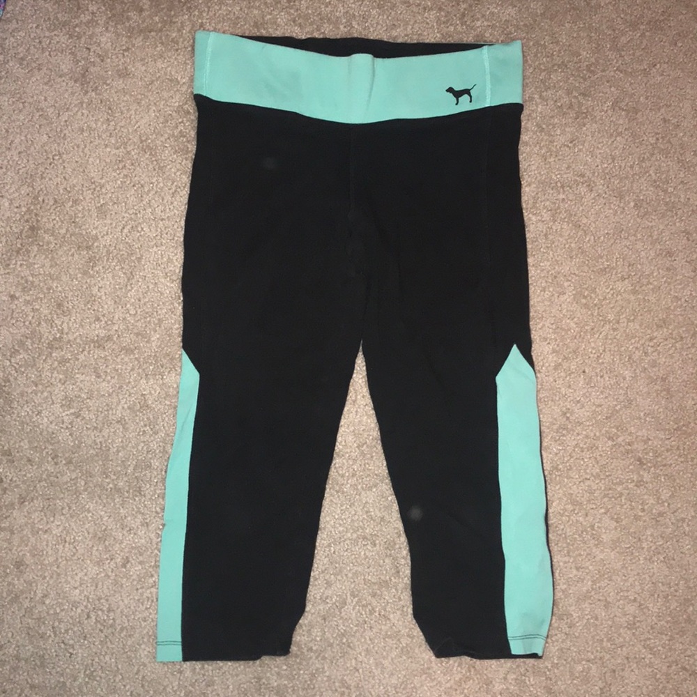 PINK kapri yoga pants
